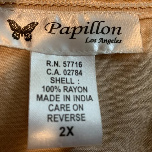 Papillon Skirt & Blouse - Picture 5 of 5